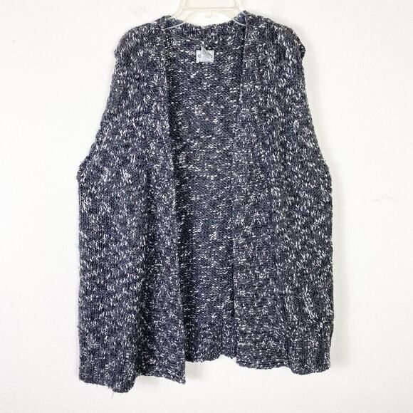 Chico’s Grey Metallic Knit Open Face Sleeveless Cardigan Sweater Size 16 - Picture 1 of 4